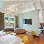 Отель Romantik Landschloss Fasanerie 4*