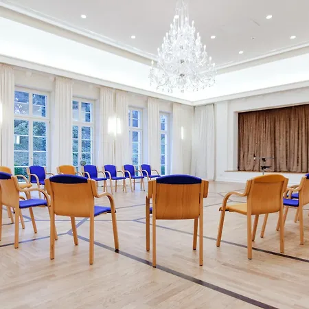 Otel Romantik Landschloss Fasanerie Zweibrücken