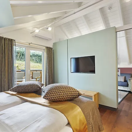 Otel Romantik Landschloss Fasanerie 4*