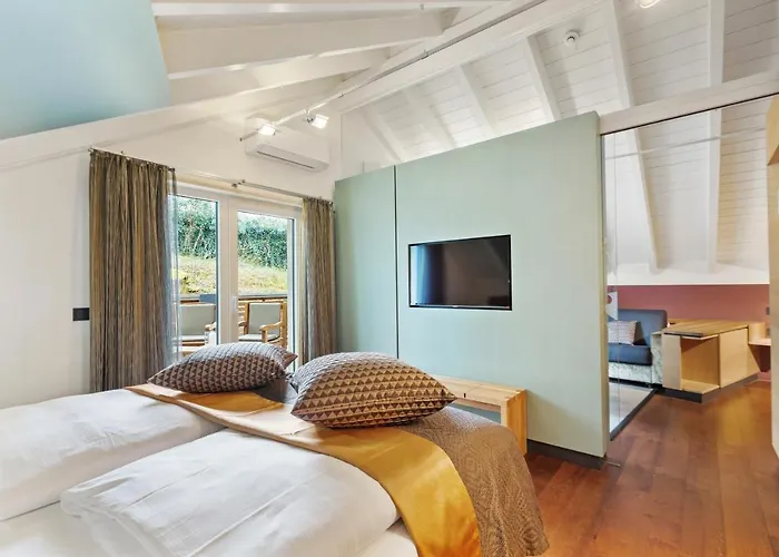 Hotel Romantik Landschloss Fasanerie 4*