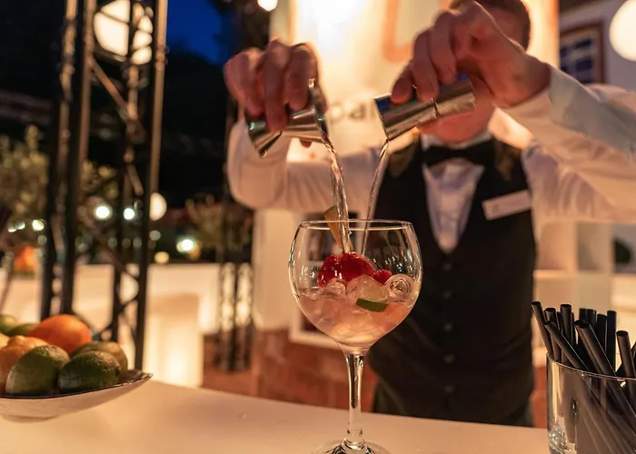 法萨奈瑞兰德城堡罗曼蒂克酒店 酒店