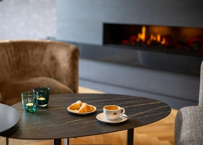 法萨奈瑞兰德城堡罗曼蒂克酒店