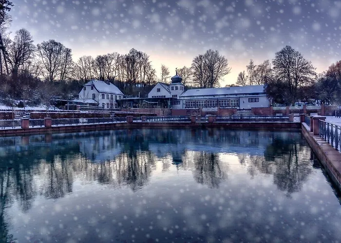 法萨奈瑞兰德城堡罗曼蒂克酒店 酒店 4*